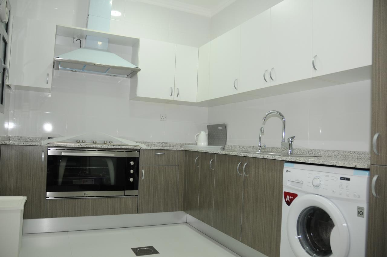 Al Muhanna Plaza Luxury Apartments Kuwait City Eksteriør billede