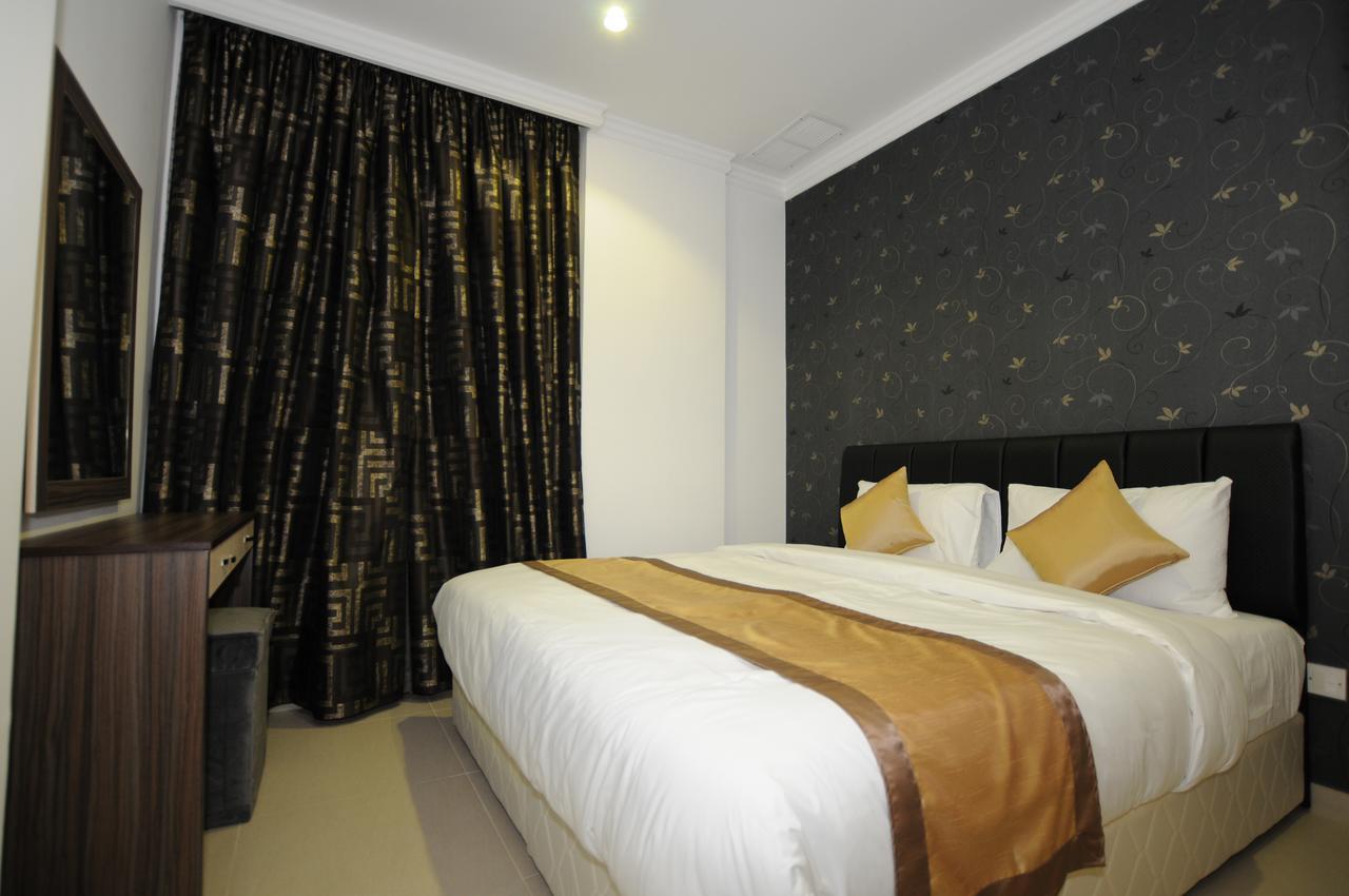 Al Muhanna Plaza Luxury Apartments Kuwait City Eksteriør billede