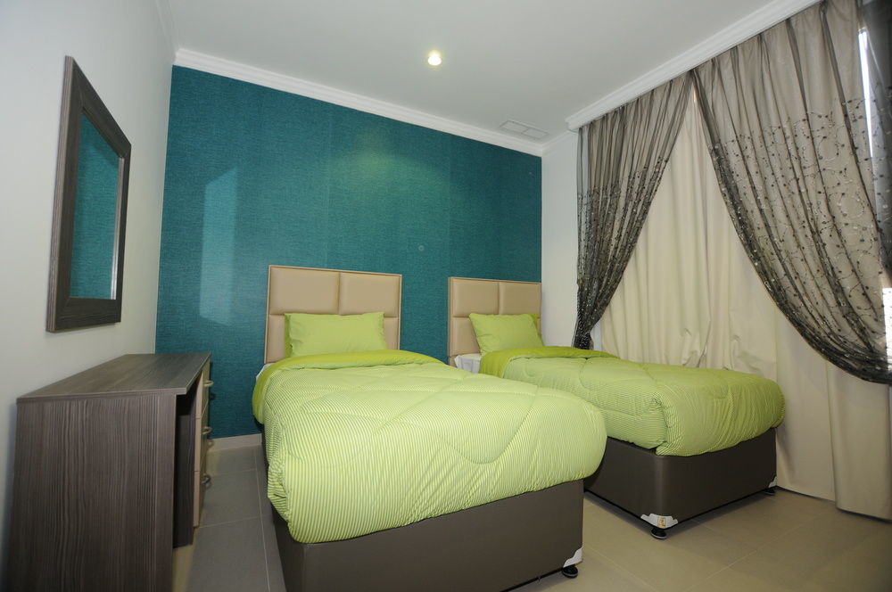 Al Muhanna Plaza Luxury Apartments Kuwait City Eksteriør billede