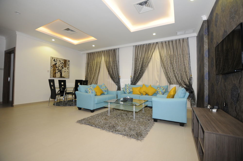Al Muhanna Plaza Luxury Apartments Kuwait City Eksteriør billede