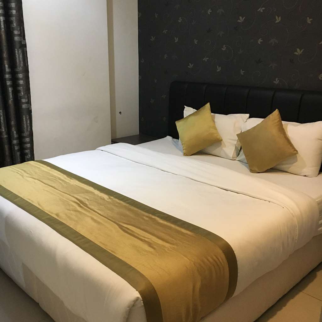 Al Muhanna Plaza Luxury Apartments Kuwait City Værelse billede
